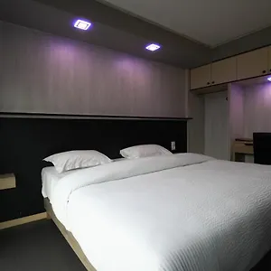 Hotel La Rocade, Pamiers